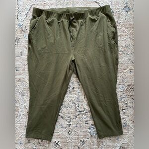 Old Navy Women's Size 4X Olive Green High Rise Slim Taper Pants Go Dry